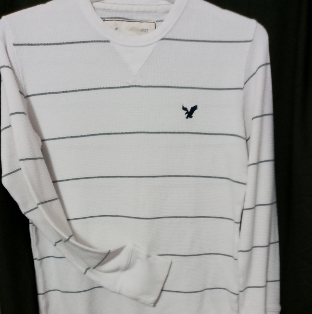 Am. Eagle shirt